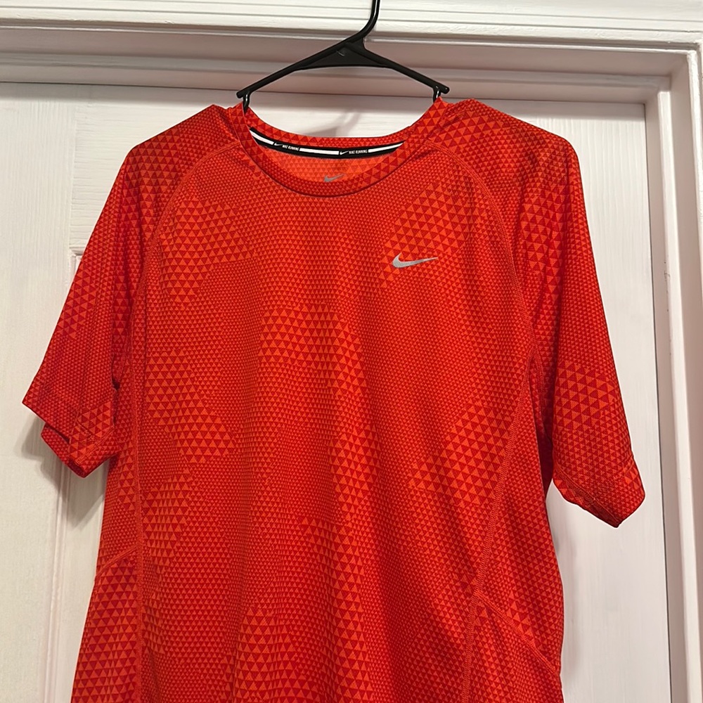 Nike running dri fit size medium